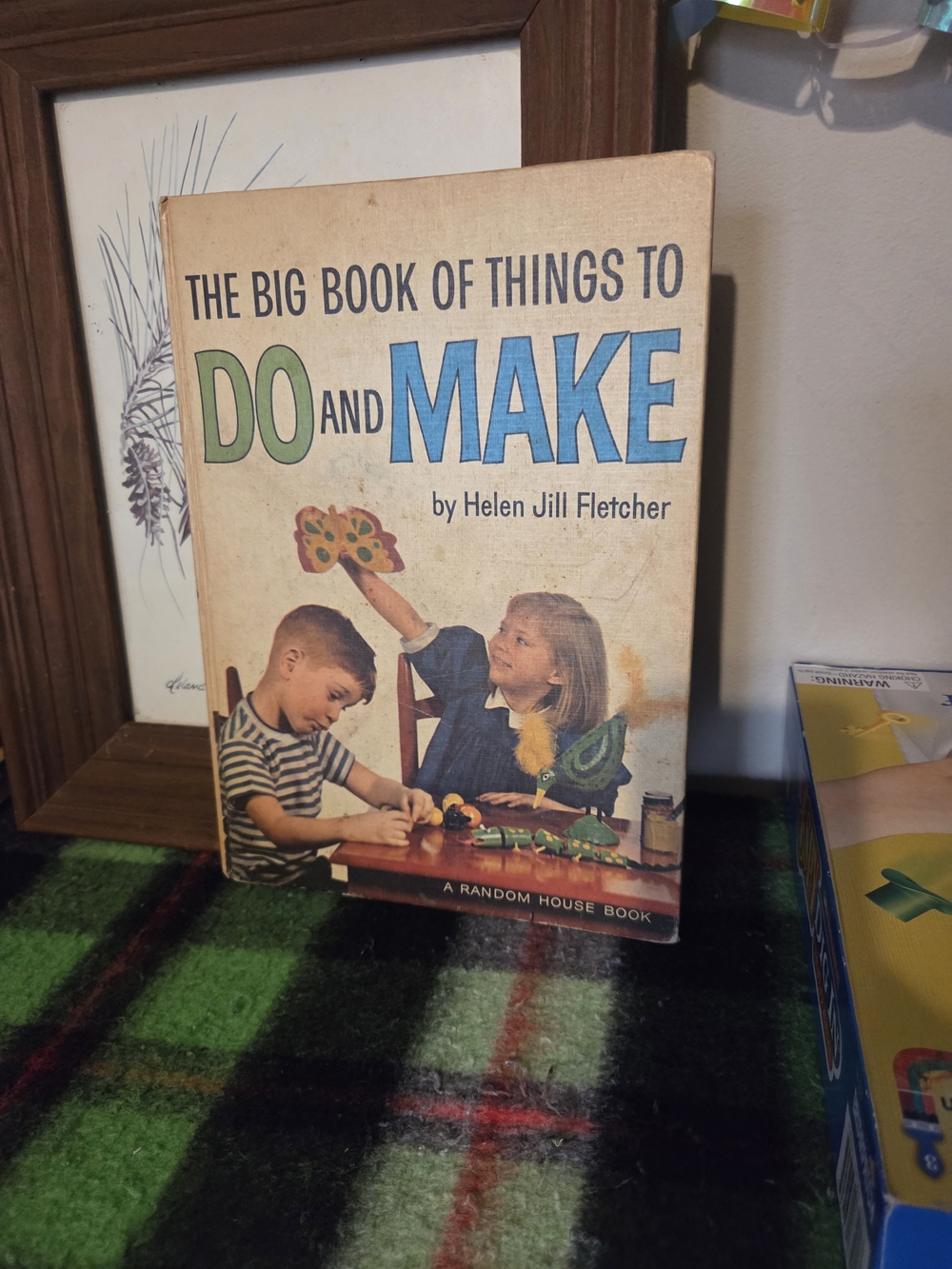 Vintage kids arts and crafts book from 1961 amazing art illustration & ideas